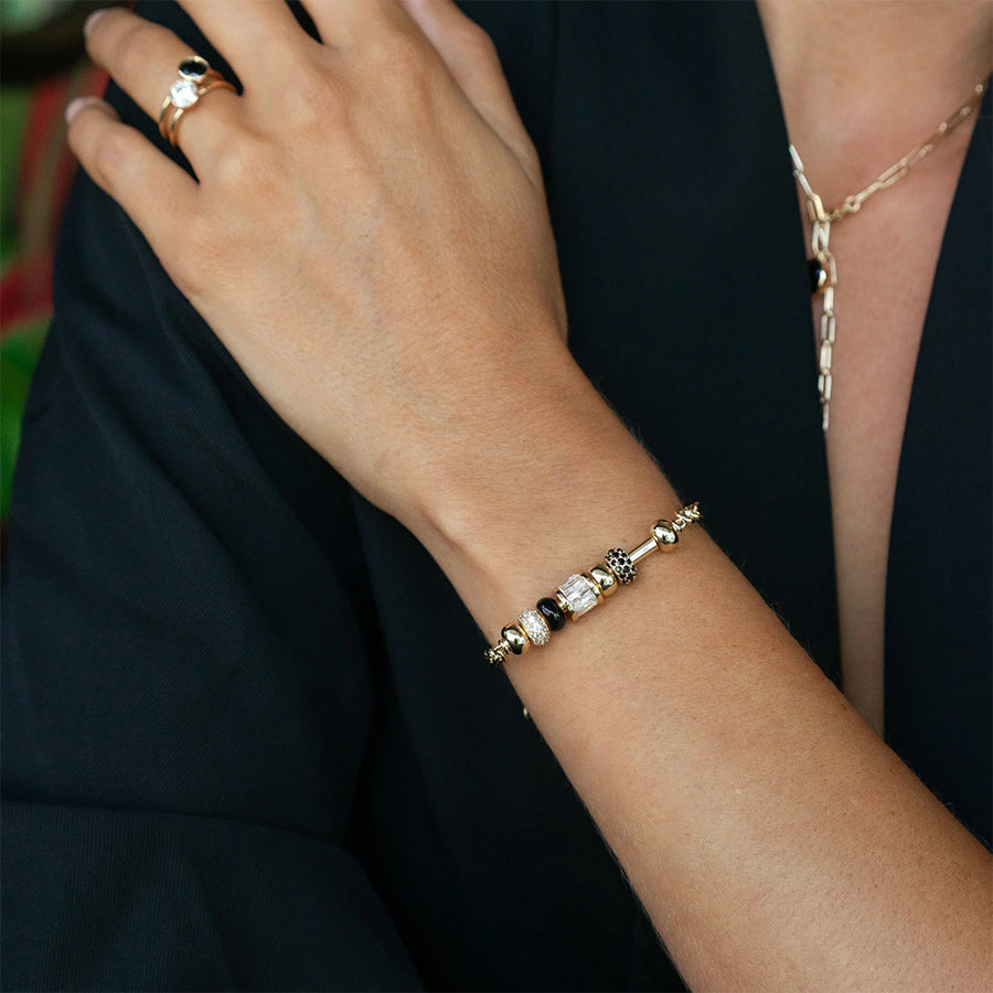 Pinch Cuff in Gold